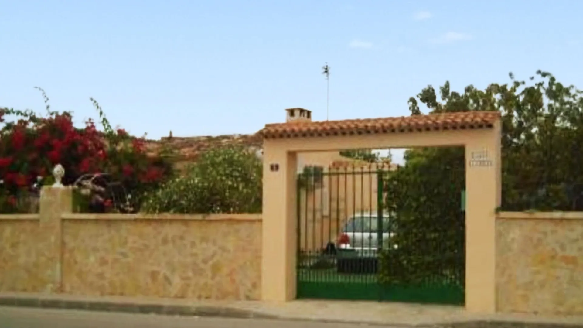 Apartment Well-Appointed, 4-Bedroom House In Alcudia With A Furnished Terrace An Port de Alcudia
